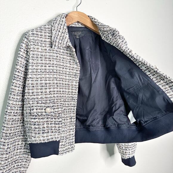 Women's Tweed Jacket - Picture 13 of 15